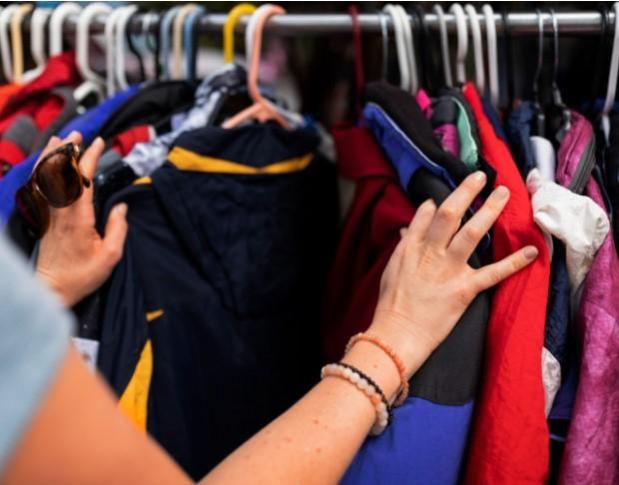 Comprar roupa em segunda mão. Mais que uma tendência!